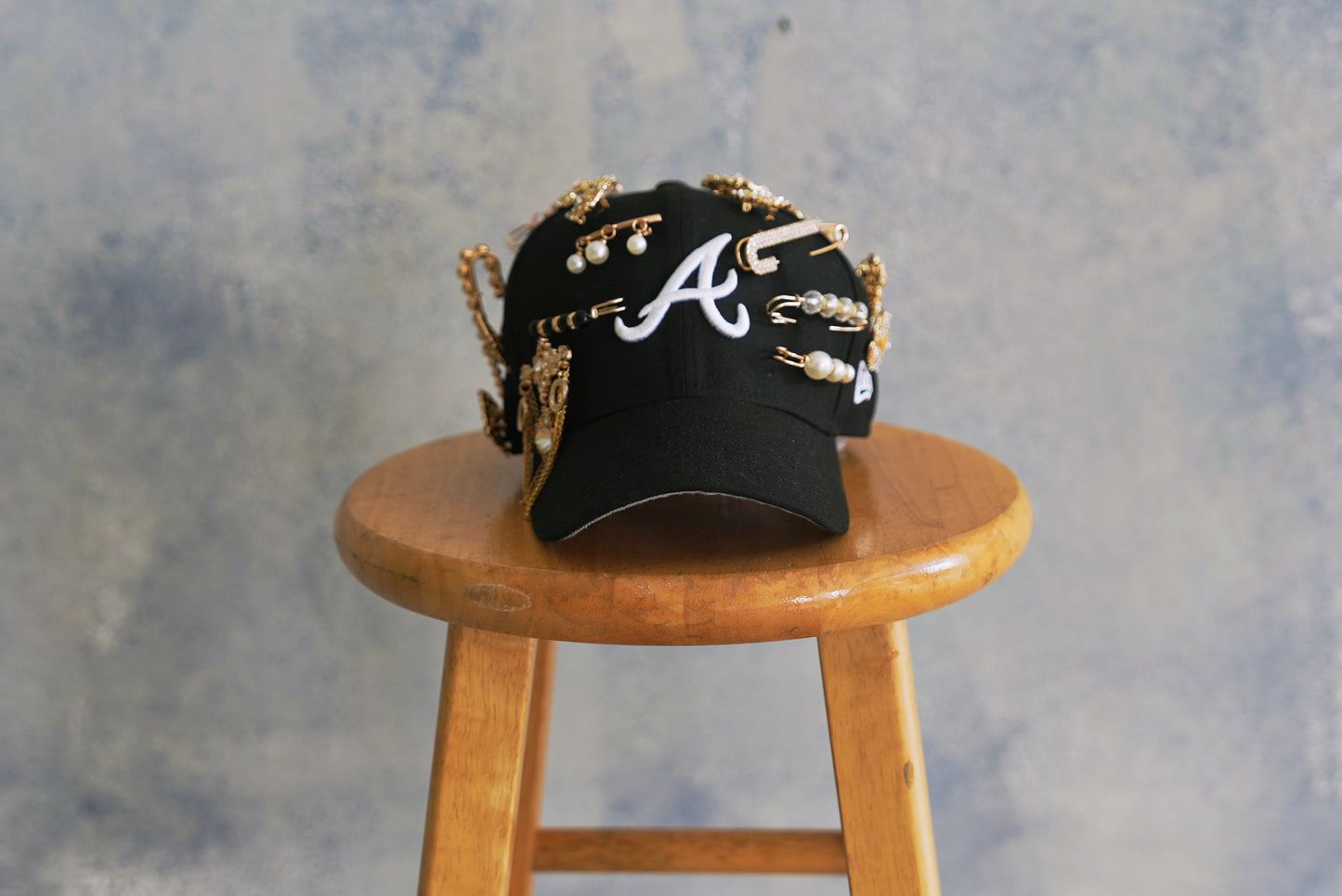 Fitted Braves Crown Hat in Black